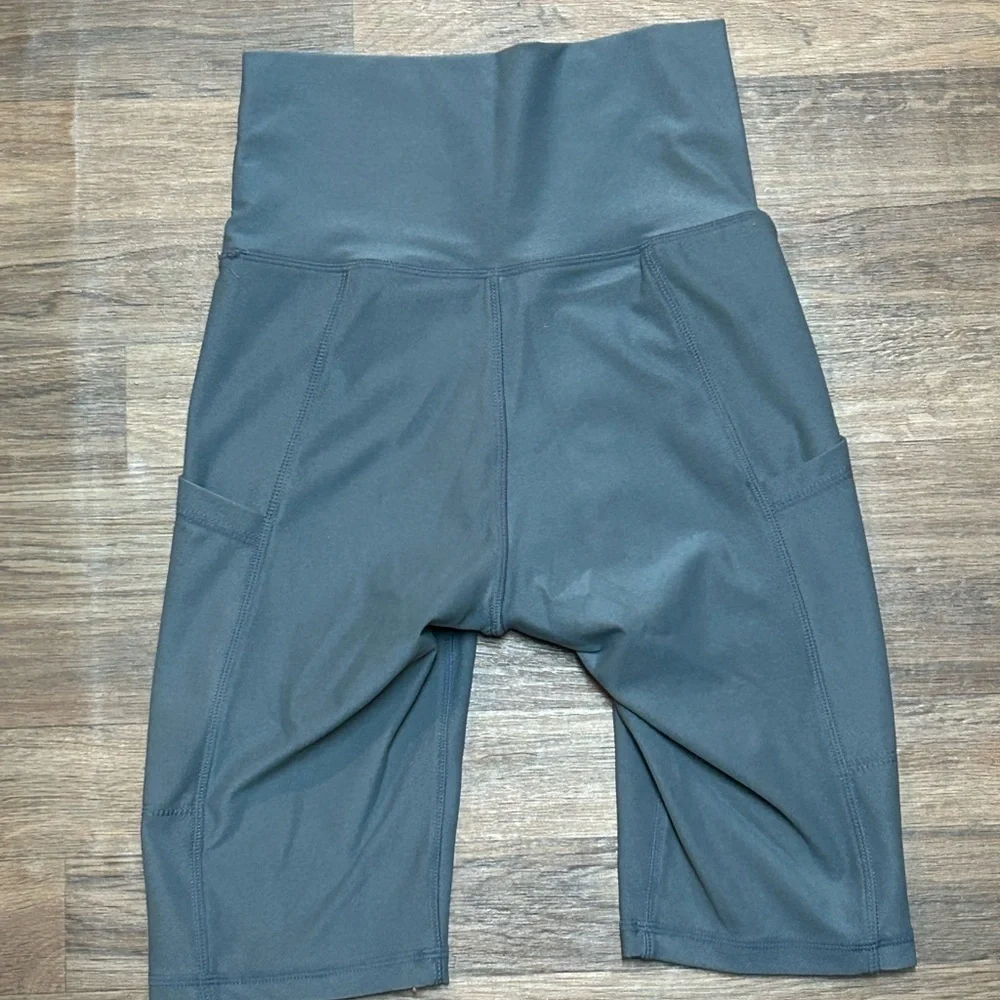 Wolven sustainable women's recycled slate gray biker shorts